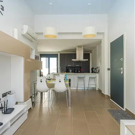 Apartment Maya